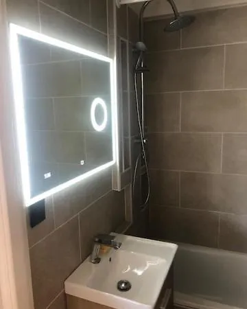 Apartment 2 Pieces 4 Personnes A 100 M De La